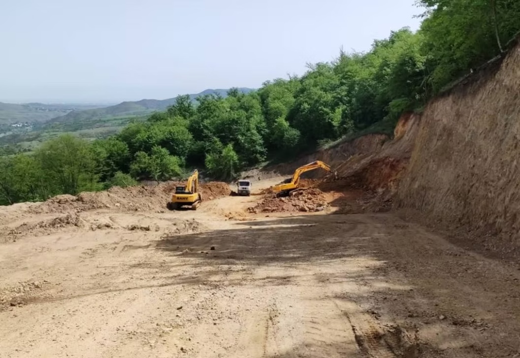 roads-for-azergold